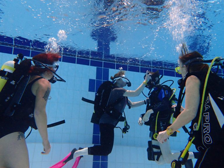 diving pool sessions Dunoon Divers
